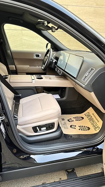 Lixiang: Lixiang L9: 2025 г., 1.5 л, Автомат, Электромобиль, Кроссовер — 8