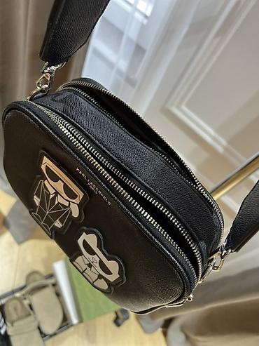 Çantalar: Karl Lagerfeld Paris bag ideal veziyyet 80 azn alinib

- — 6