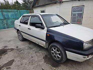 Volkswagen: Volkswagen Vento: 1995 г., Механика, Седан — 3