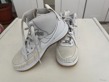 nike 39: Nike, 38.5, color - White