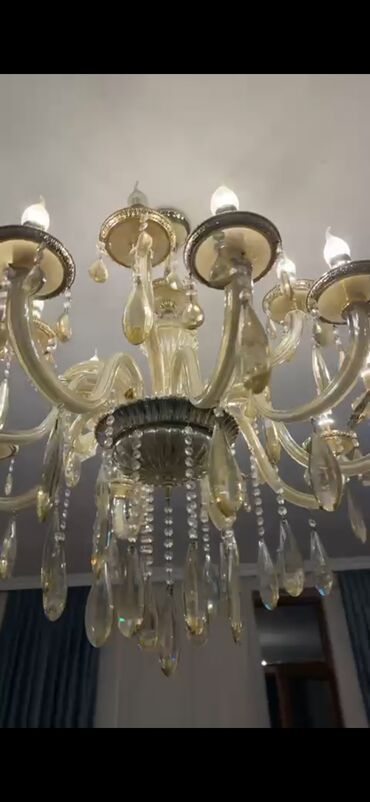 lustr qiymətləri: Çılçıraq, 10 və daha çox lampa