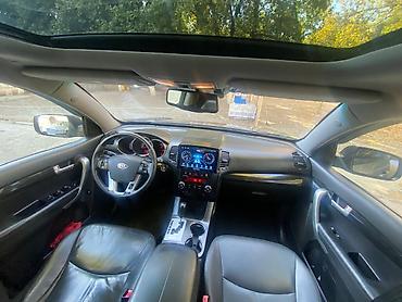 vita maşın: Kia Sorento: 2 l | 2010 il Ofrouder/SUV — 5