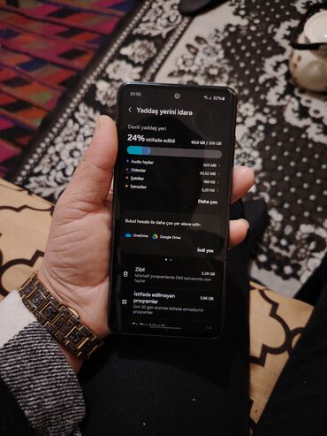 kondisioner fan motoru: Samsung Galaxy A52, 256 ГБ, цвет - Черный, Две SIM карты
