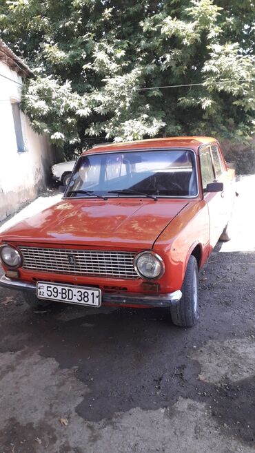 бампер опель вектра б: VAZ (LADA) 2101: 1.7 l | 1982 il 20000 km Kabriolet