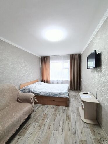 Посуточная аренда квартир: 1 комната, Душевая кабина, Постельное белье, Кондиционер — 13