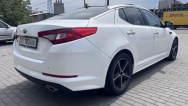 Kia K5: 2012 г., 0.2 л, Автомат, Газ, Седан