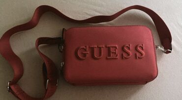 Продаю розовую сумку «Guess». Элегантный и стильный аксессуар