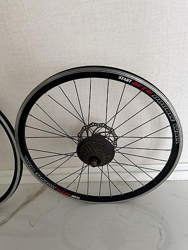Велозапчасти: Velosiped təkəri 26 ölçü Dəst 30 tək manat arxa 20 Manat tək disk — 2