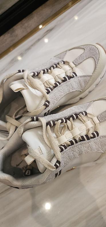 nike pegasus: Мужские кроссовки, 37, Nike, Б/у, цвет - Бежевый, Самовывоз — 1