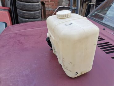 Auto delovi: Posuda prskalice brisaca sa motorom Lada 2121,21213,21214 Niva, br.3 — 5