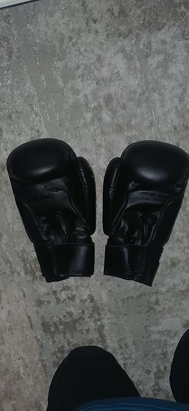 bot kar: Adidas boks/üz döyüş əlcəkləri - Rəng: qara-ağ - Brend loqolu klassik — 2