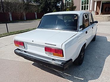 VAZ (LADA): VAZ 2107 “LADA Riva” sedan - Kuzov: ağ rəng, 4 qapı, klassik künclü — 5