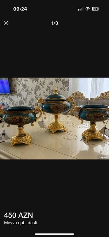 Qida məhsulları: Monilino Italy brendinə məxsus qızılı rəngli detalları olan zümrüd