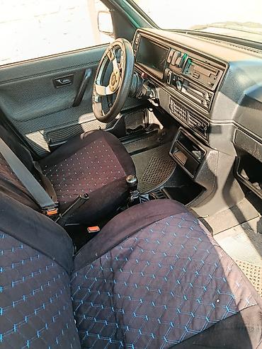 bj 40: Volkswagen Golf: 1990 г., 1.3 л, Механика, Бензин, Хэтчбэк — 5