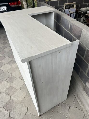 фурнитура для мягкой мебели бишкек: Бар үстөлү, тирөөч, ЛДСП