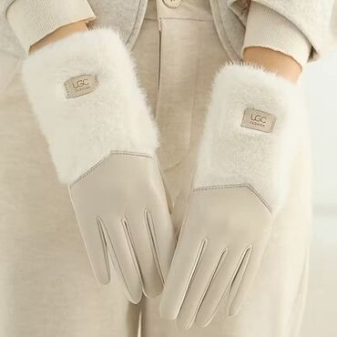 Rukavice: Rukavice sa otvorom za prst za korišćenje telefona Cena 1500din — 9