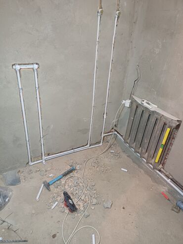 Монтаж и замена сантехники: Монтаж и замена сантехники Больше 6 лет опыта — 13