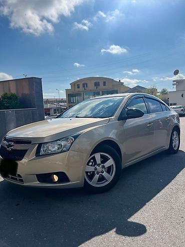 honda dio moped: Chevrolet Cruze sedan – bej rəng Texniki və dizayn xüsusiyyətləri: - — 1