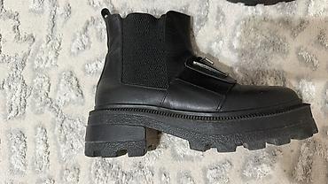 обувь италия: Ботинки, 37, Б/у, цвет - Черный — 4
