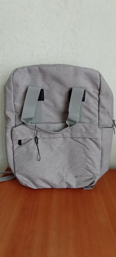 рюкзак новый: Рюкзак для ноутбука 1000с