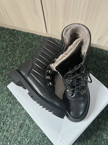 зимние обувь: Сапоги, 37, цвет - Черный