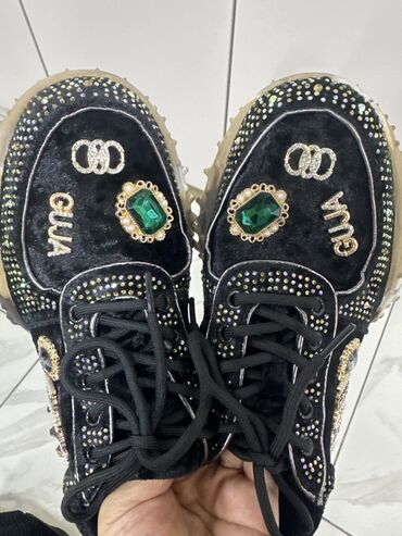 винтажная одежда: Кроссовки с декоративным оформлением в стиле luxury. - Верх: черный