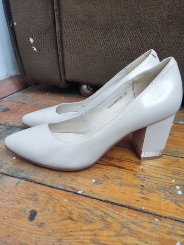 Туфли: Обувь из Европы, остались остатки размер 36-37 успейте приобрести по — 2