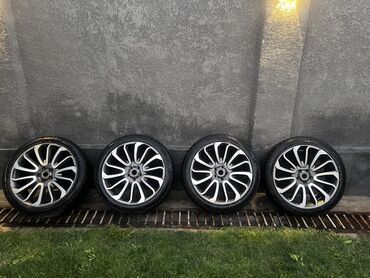 диски на range rover: Колеса в сборе 275 / 40 / R 22, Всесезонная, Б/у, Комплект, Внедорожные (АТ/МТ), Литые