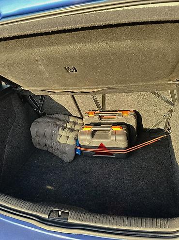 Volkswagen: Volkswagen Golf: 2000 г., 2 л, Автомат, Бензин, Хэтчбэк — 17