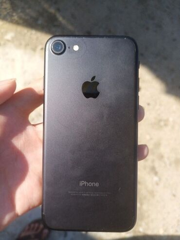 Apple iPhone: IPhone 7, Qara