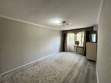 итальянский квартал бишкек цены: 2 бөлмө, 42 кв. м, Хрущевка, 4 кабат, Евроремонт