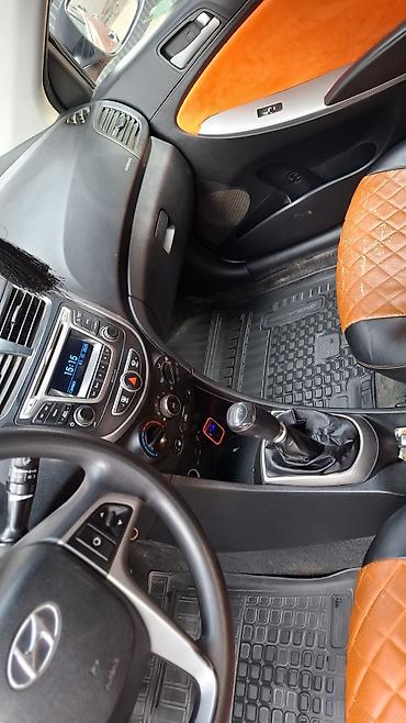 Hyundai: Hyundai Solaris: 2015 г., 1.4 л, Механика, Бензин, Седан — 4