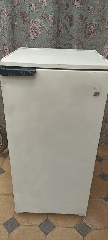 домашний холодилник: Холодильник Саратов, Б/у, Однокамерный, De frost (капельный), 100 *