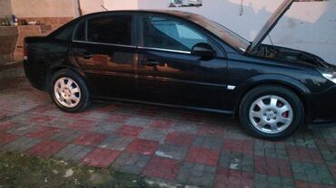 7 nəfərlik avtomobillər: Opel Vectra: 1.8 л | 2006 г. | 382568 км Седан