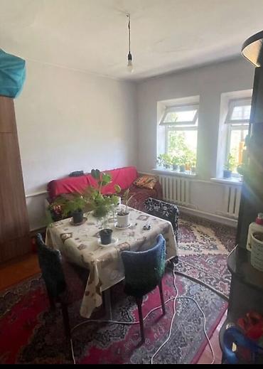 Үйлөрдү сатуу: 3 бөлмө, 65 м², 4 соток, Бишкек, Маевка а. Менчик ээси — 4