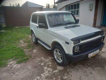 ВАЗ (ЛАДА): ВАЗ (ЛАДА) 4x4 Нива: 2006 г., 1.7 л, Механика, Бензин, Универсал