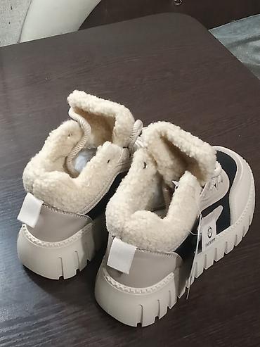 Кроссовки и спортивная обувь: Кроссовки, 35, Fashion, Новый, цвет - Бежевый, Самовывоз, Платная доставка — 5