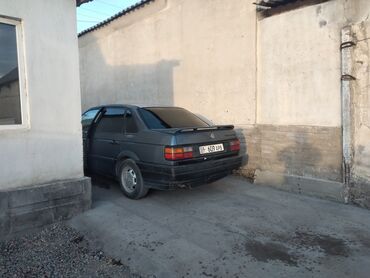 блок пассат: Volkswagen Passat: 1990 г., 1.8 л, Механика, Бензин, Седан