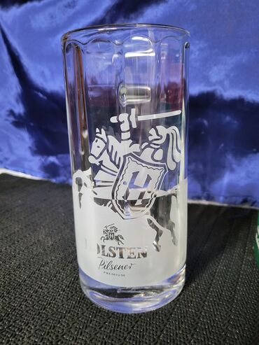 Čaše: Nova krigla,vintaz Holsten Pilsner. Krigla nova,sve na njoj odsjaj od na lalafo.rs — 7 Čaše: Nova krigla,vintaz Holsten Pilsner. Krigla nova,sve na njoj odsjaj od — 7