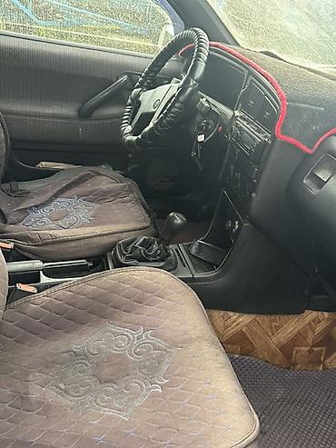 key maker: Volkswagen Passat: 1990 г., 1.8 л, Механика, Бензин, Седан — 8