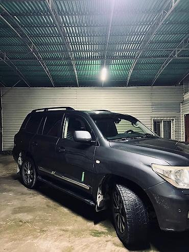 200: Toyota Land Cruiser: 2011 г., 4.7 л, Бензин — 7