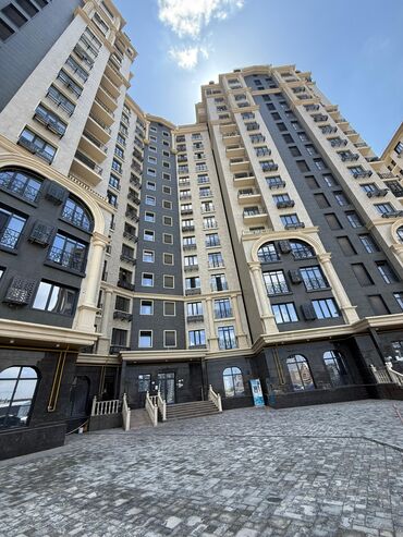 снять жилье в кыргызстане: 2 бөлмө, 63 кв. м, Элитка, 13 кабат, Дизайнердик ремонт