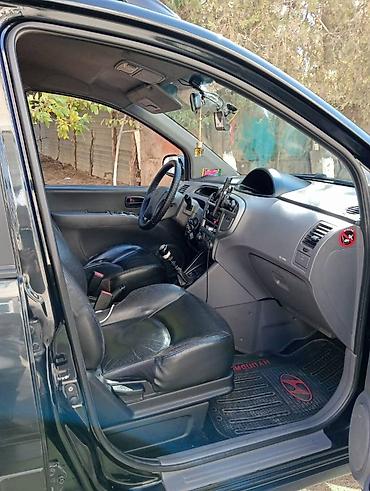 ford focus hatchback: Hyundai Matrix: 1.5 l | 2007 il Sedan — 6