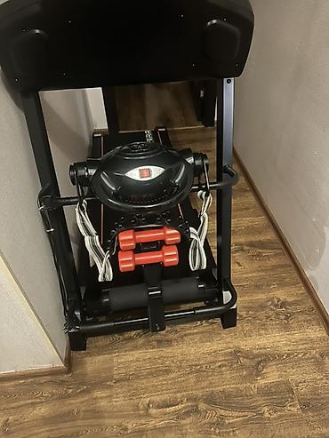 skorus: Ferro qaçış yolu – çoxfunksiyalı ev fitnes trenajoru - Geniş LED — 2