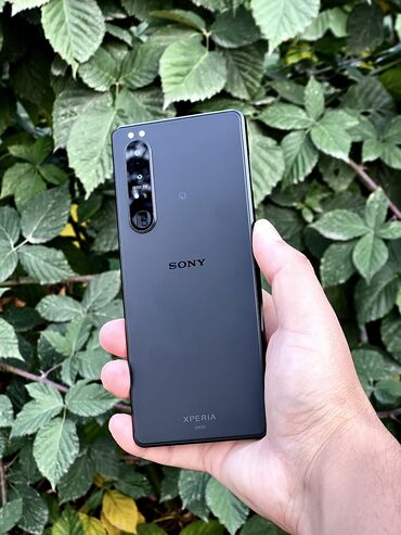 телефоны дишовые: Sony Xperia 1 III