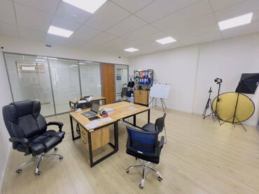 Офисы: Сдаю Офис, 91 м², В бизнес центре