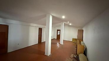 Продажа коттеджей и домов: 6 комнат и более, 4 м², 4 соток, Бишкек, Таатан ТЦ Собственник — 27
