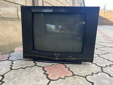 большой телевизор панасоник: Продаю цветной телевизор с пультом цена по 1000 сом