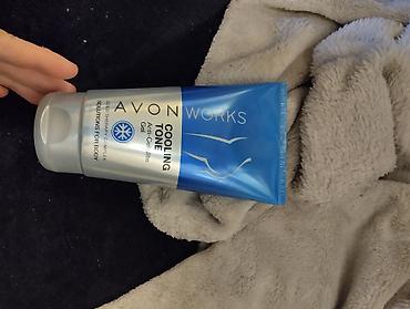 Šminka: - Avon parfemi kreme za ruke i telo kupka za telo mleko za telo maske — 10