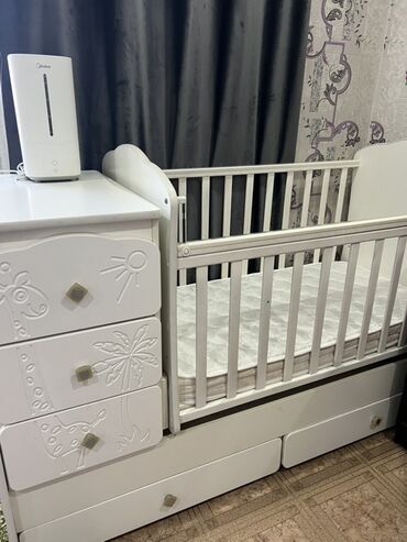 купить детские ходунки бу: Детская кровать трансформер, Б/у, Другой тип, цвет - Белый